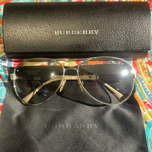 Burberry Aviator Sunglasses - Picture 1 of 9